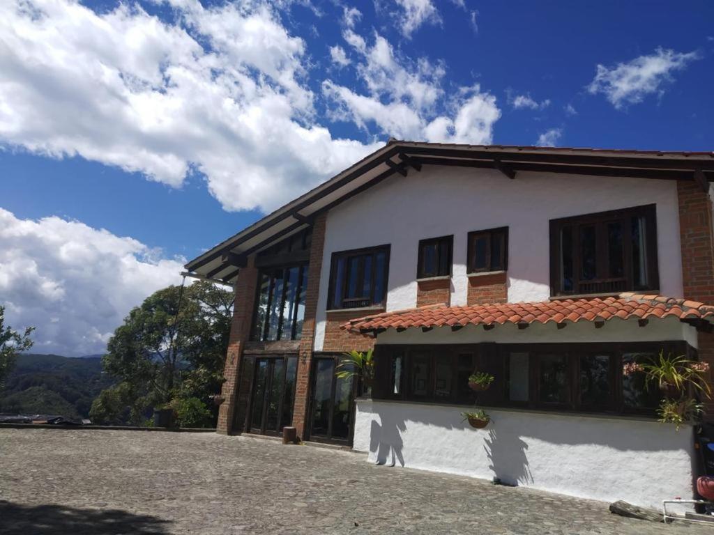 סאלנטו Hotel Boutique Villa Isabel מראה חיצוני תמונה